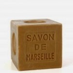 cube-de-savon-de-marseille-a-lhuile-dolive